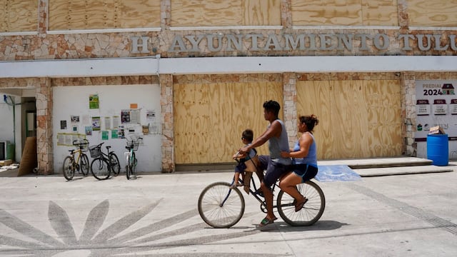 Quintana Roo se prepara ante el huracán Beryl