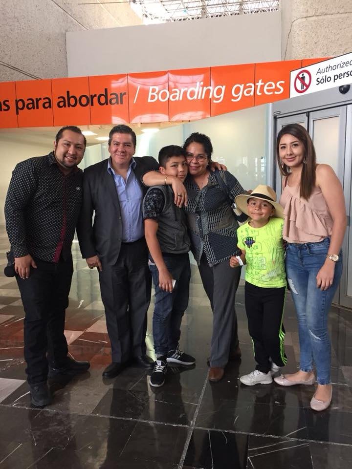 Jorge Rodríguez Medrano y su familia