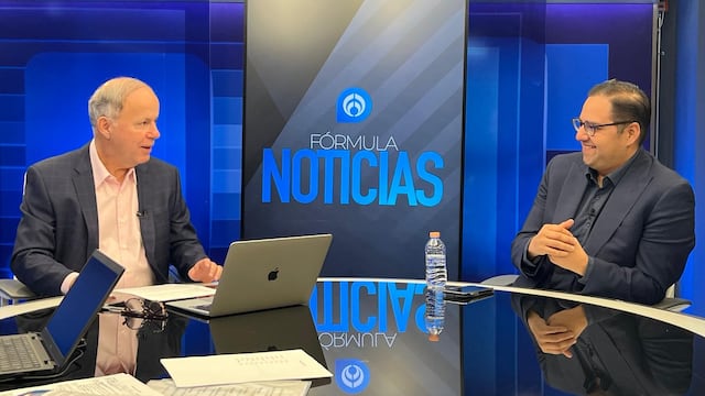 Javier Risco con Ciro Gómez Leyva en Radio Fórmula