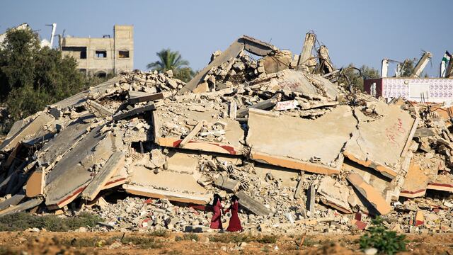 Edificio destruido en centro de Gaza