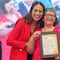 Libia Dennise García entregó más de 40 reconocimientos a trabajadores de la educación en Guanajuato