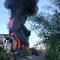 ¿Qué pasa en la alcaldía Tláhuac? Se registra incendio en deshuesadero sobre Canal de Chalco